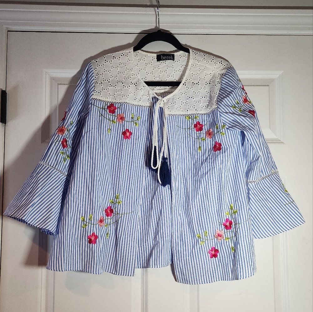 Berek Lightweight Blue And White Striped Floral Embroidered Open Front Blouse
